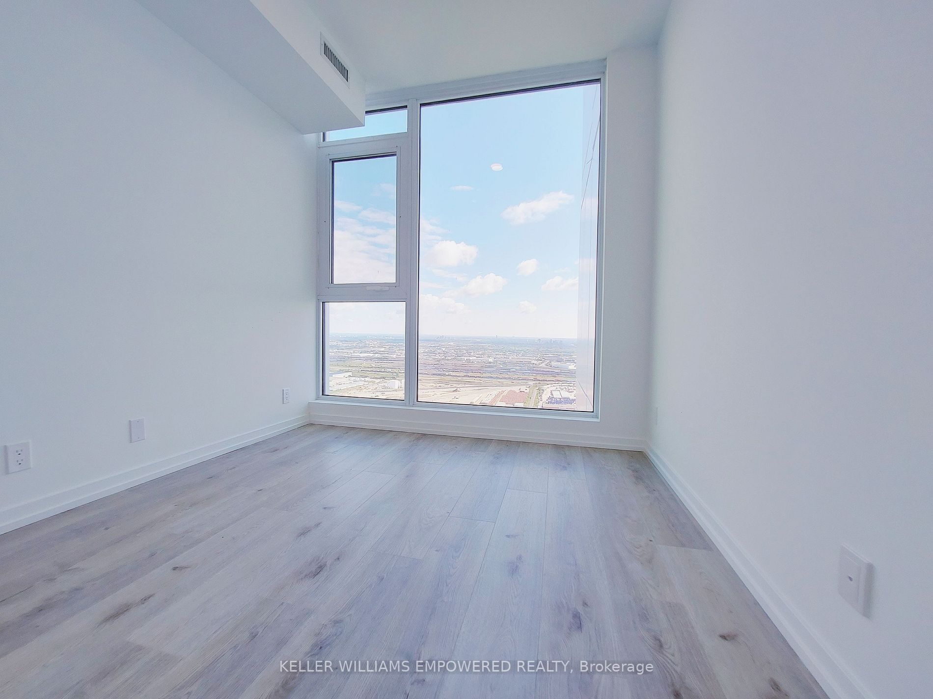 7890 Jane St, #5109