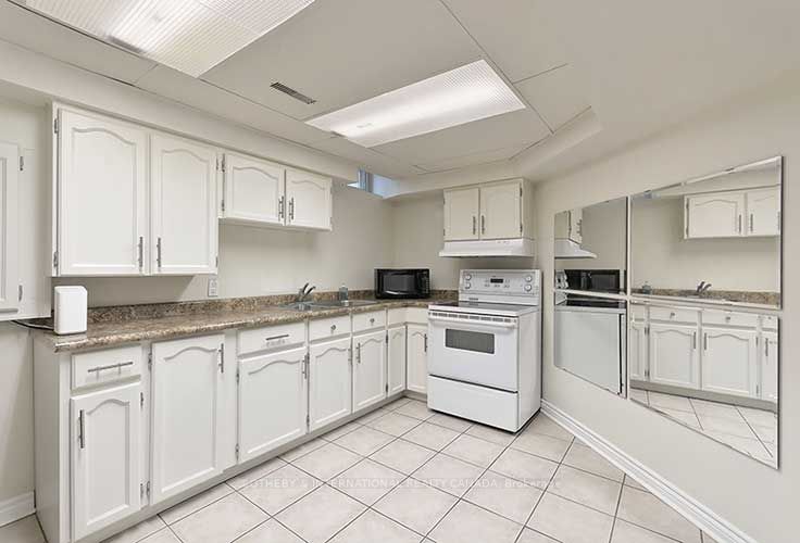 38 San Marko Place