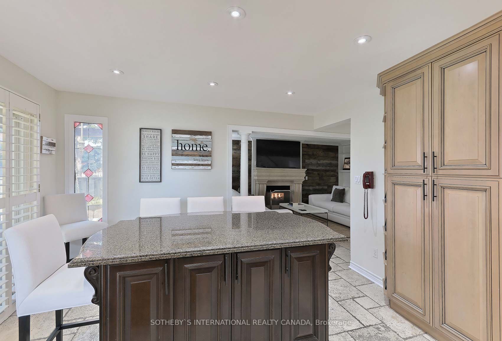 38 San Marko Place