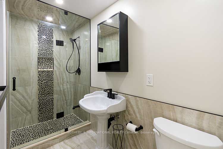 38 San Marko Place
