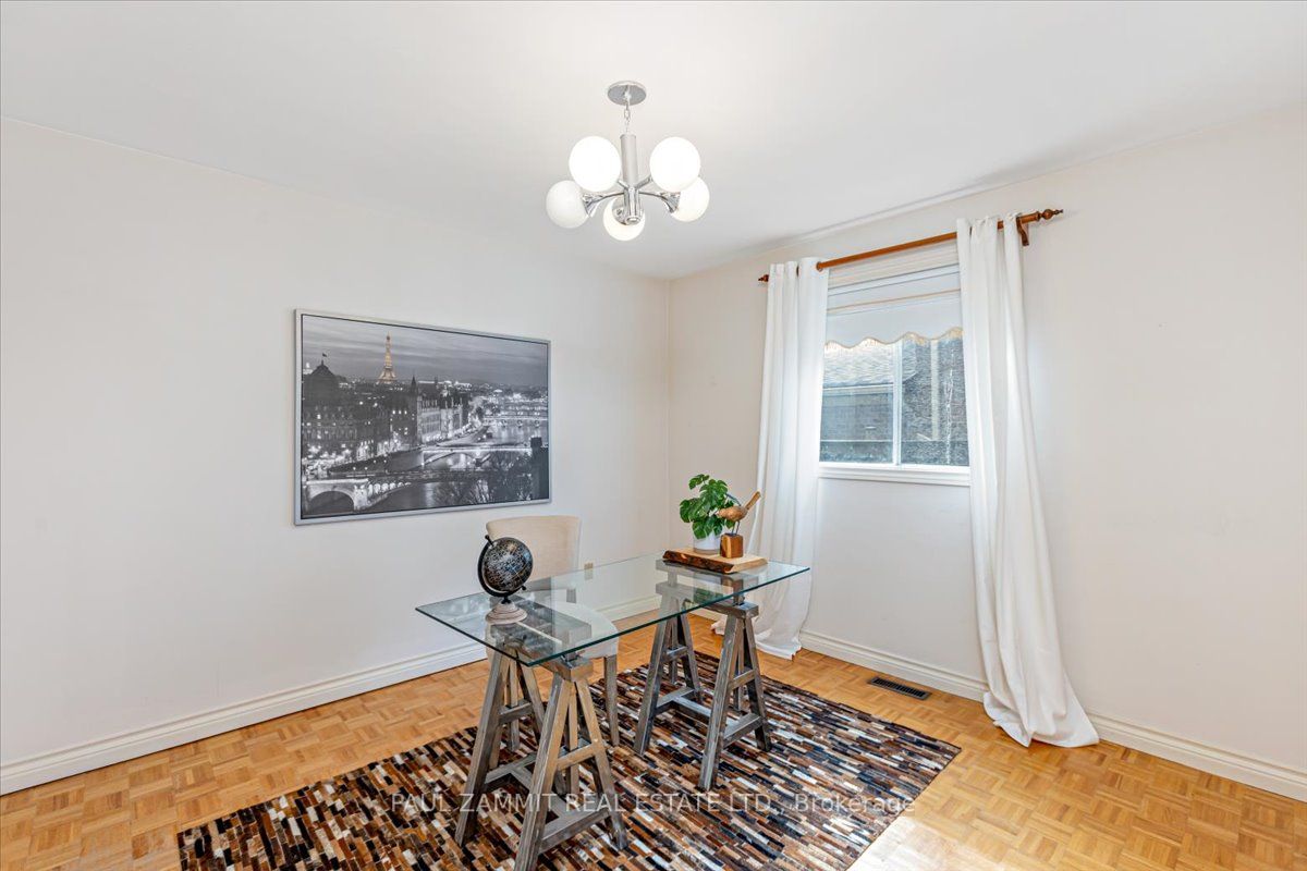 4 Granada Crt