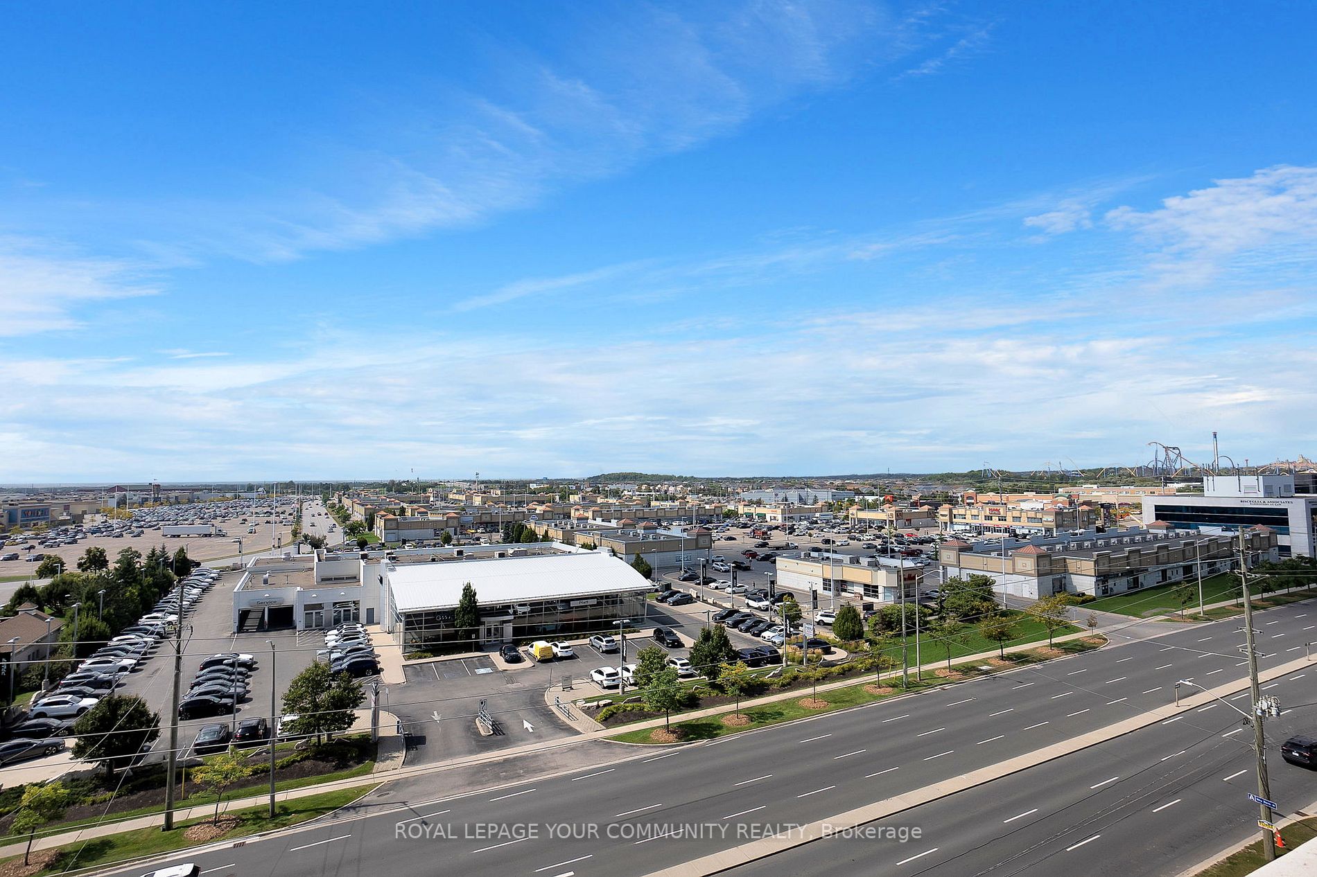 9085 Jane Street, #522
