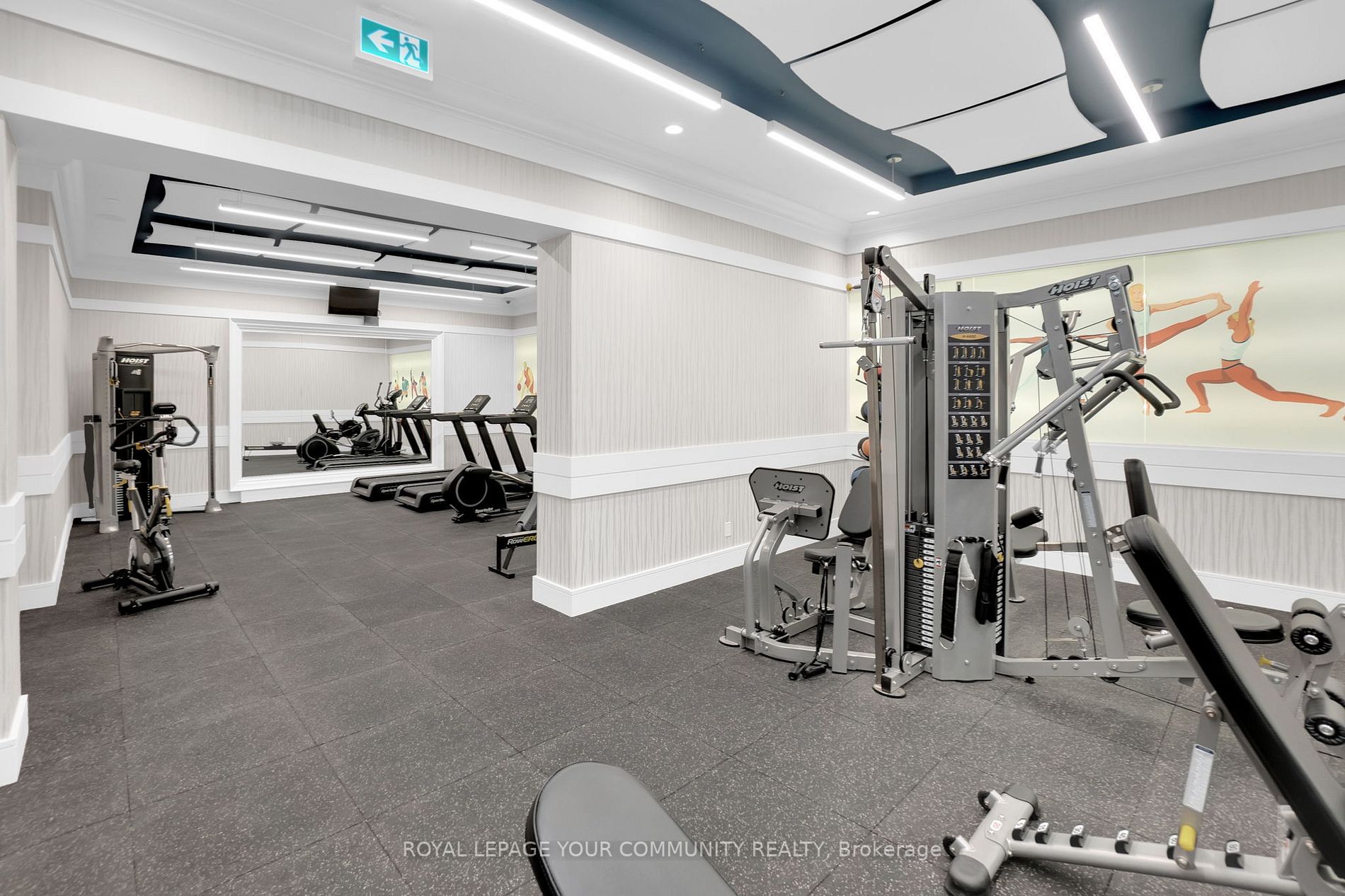 9085 Jane Street, #522