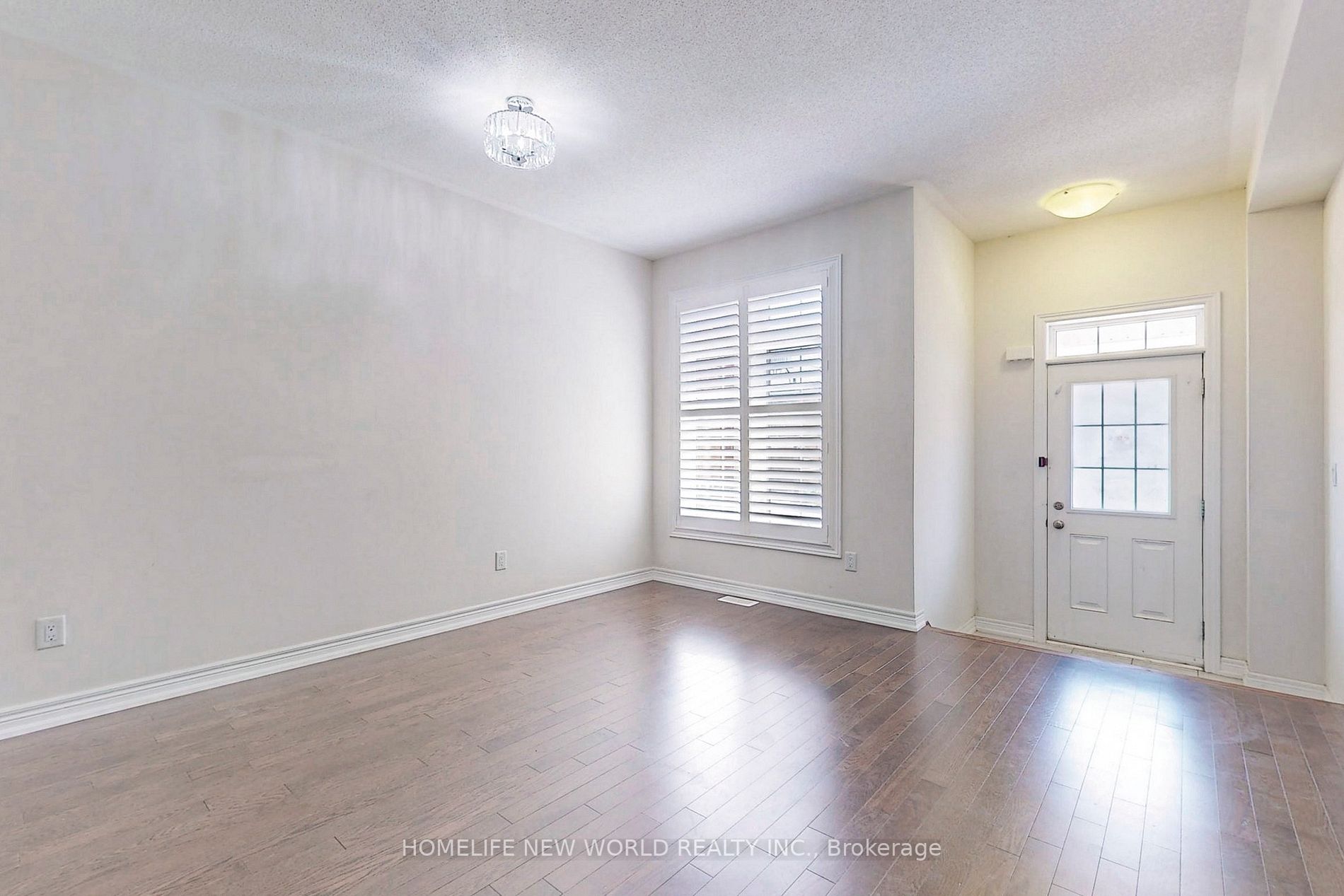 30 Luzon Ave