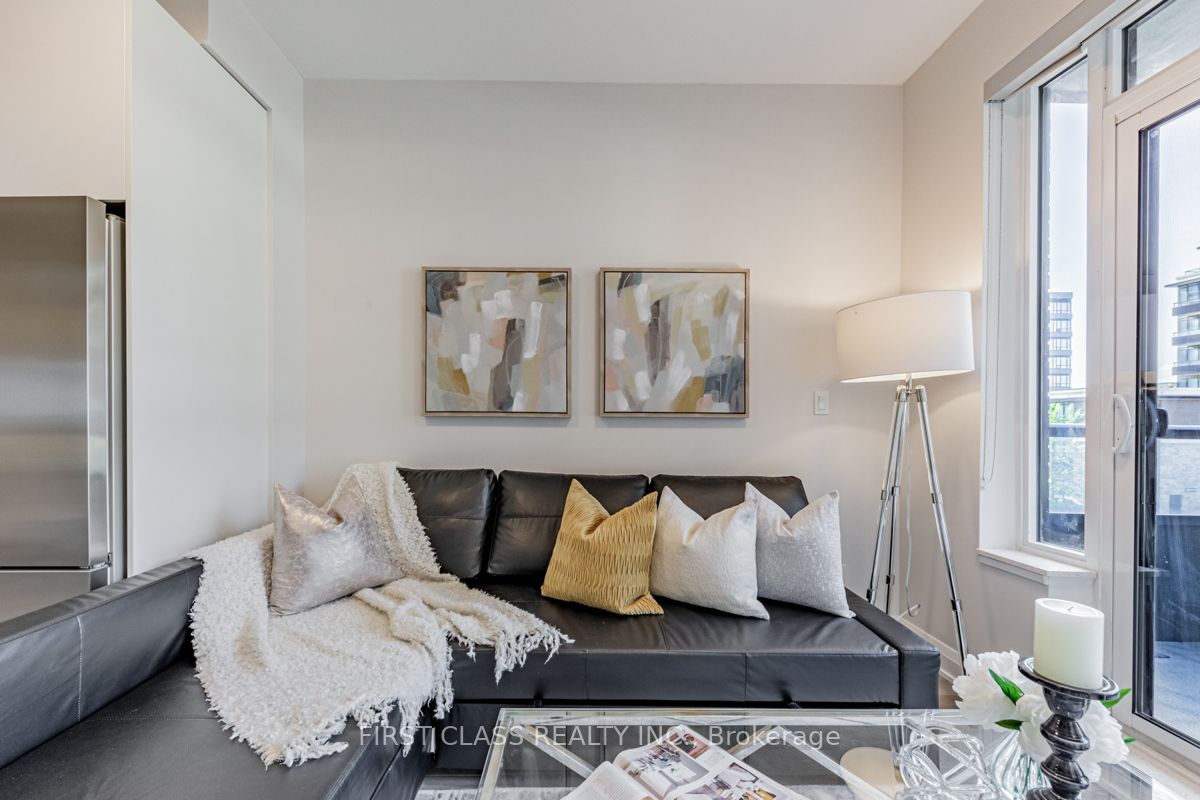 15 Water Walk Dr, #337
