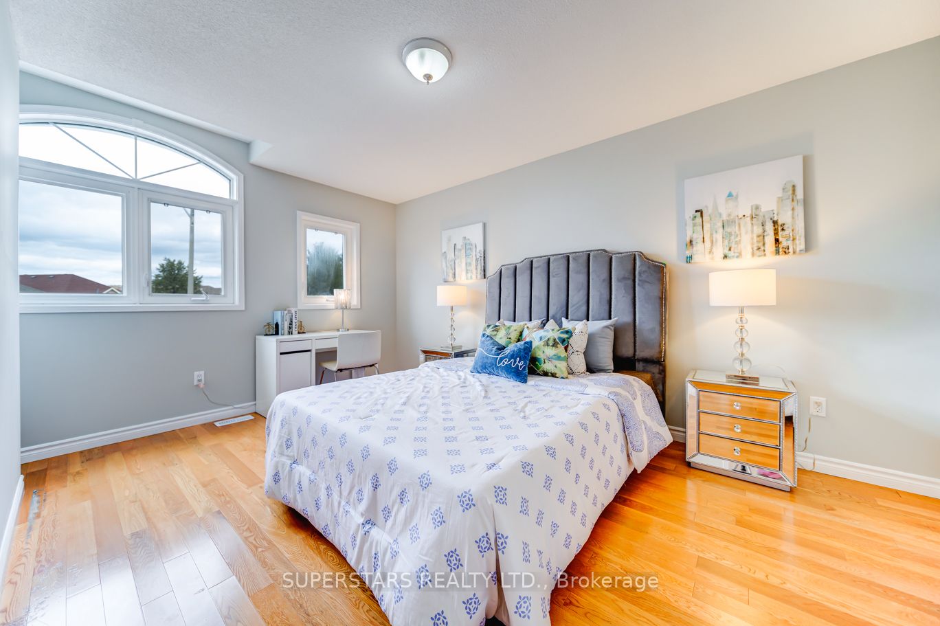 51 Manston Cres