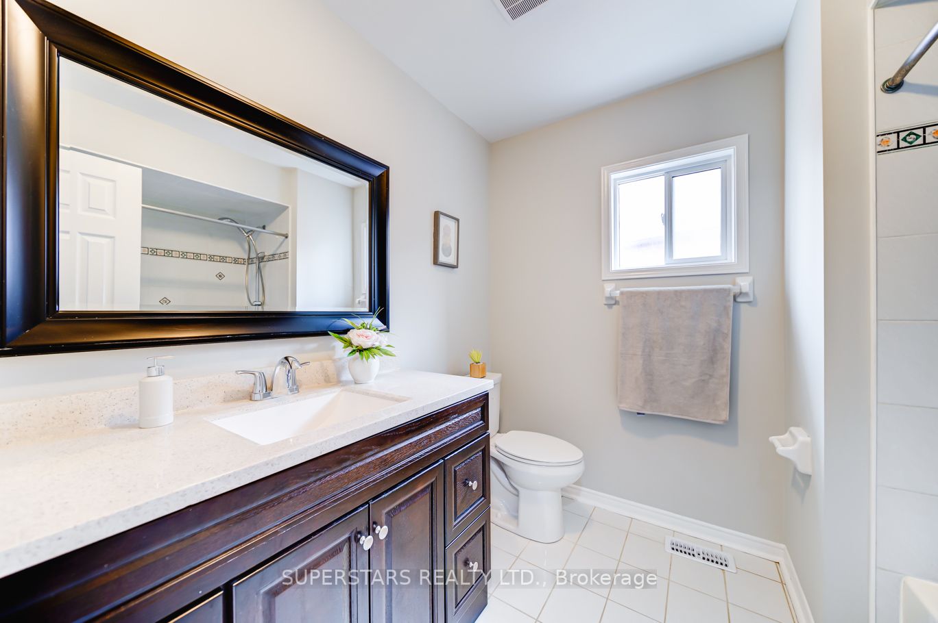 51 Manston Cres