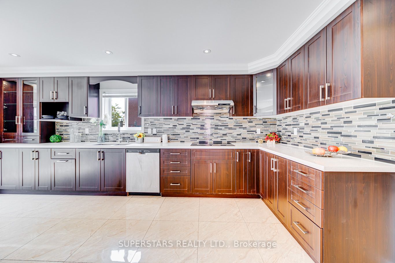 51 Manston Cres
