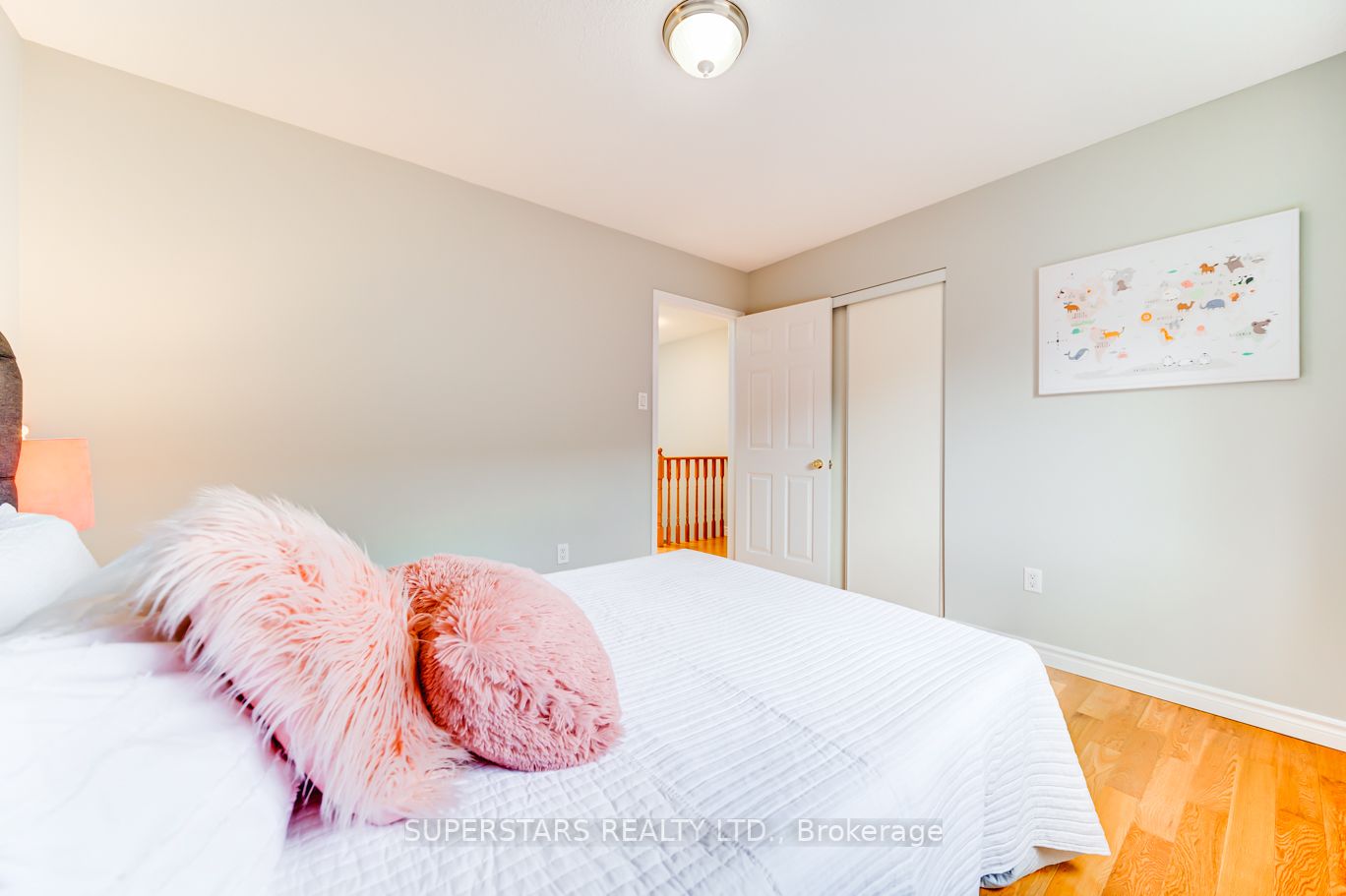 51 Manston Cres