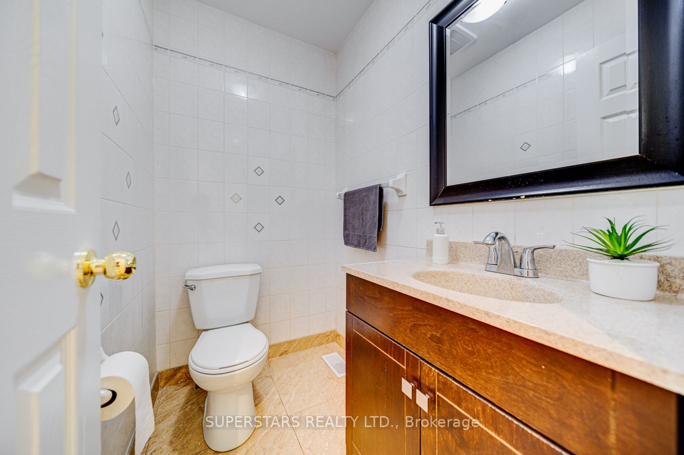 51 Manston Cres