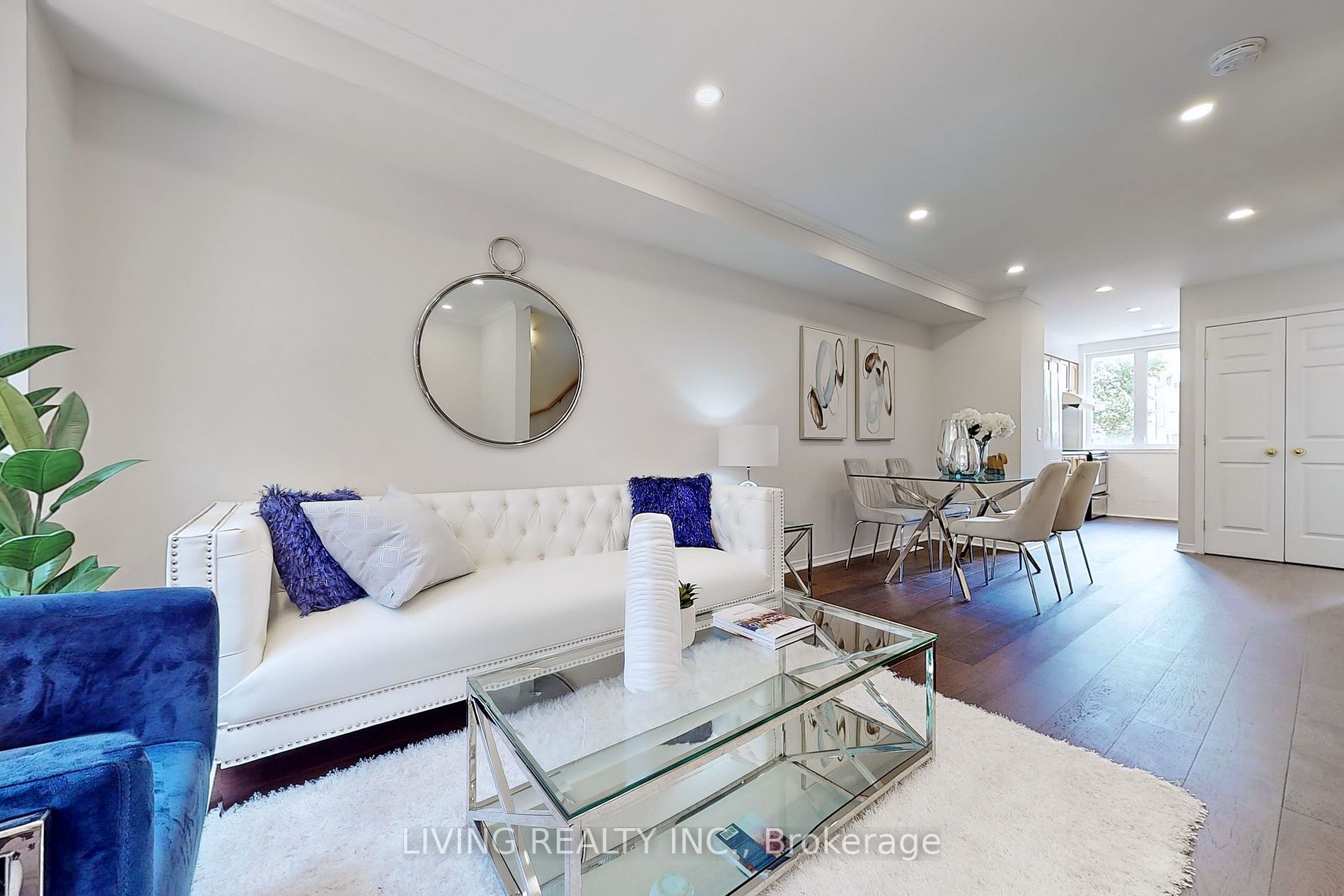 21 Elgin Mills Rd W, ##7
