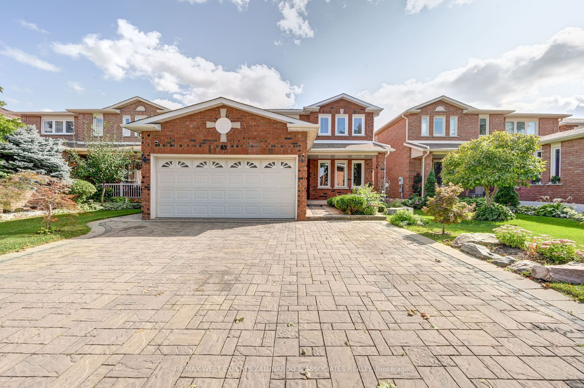 63 Romano Cres, #Lower