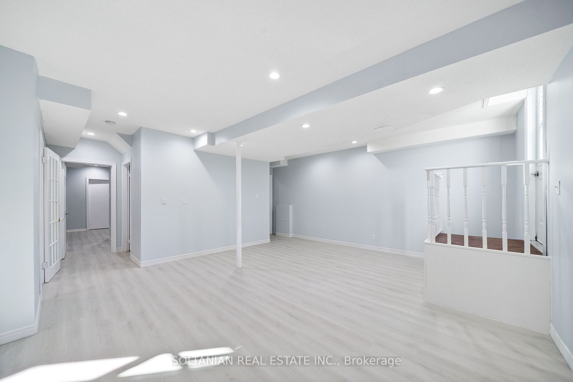 46 Rondeen Rd