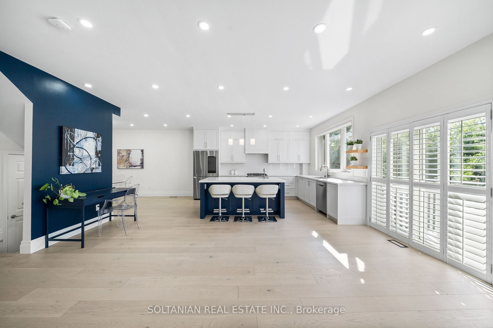 46 Rondeen Rd