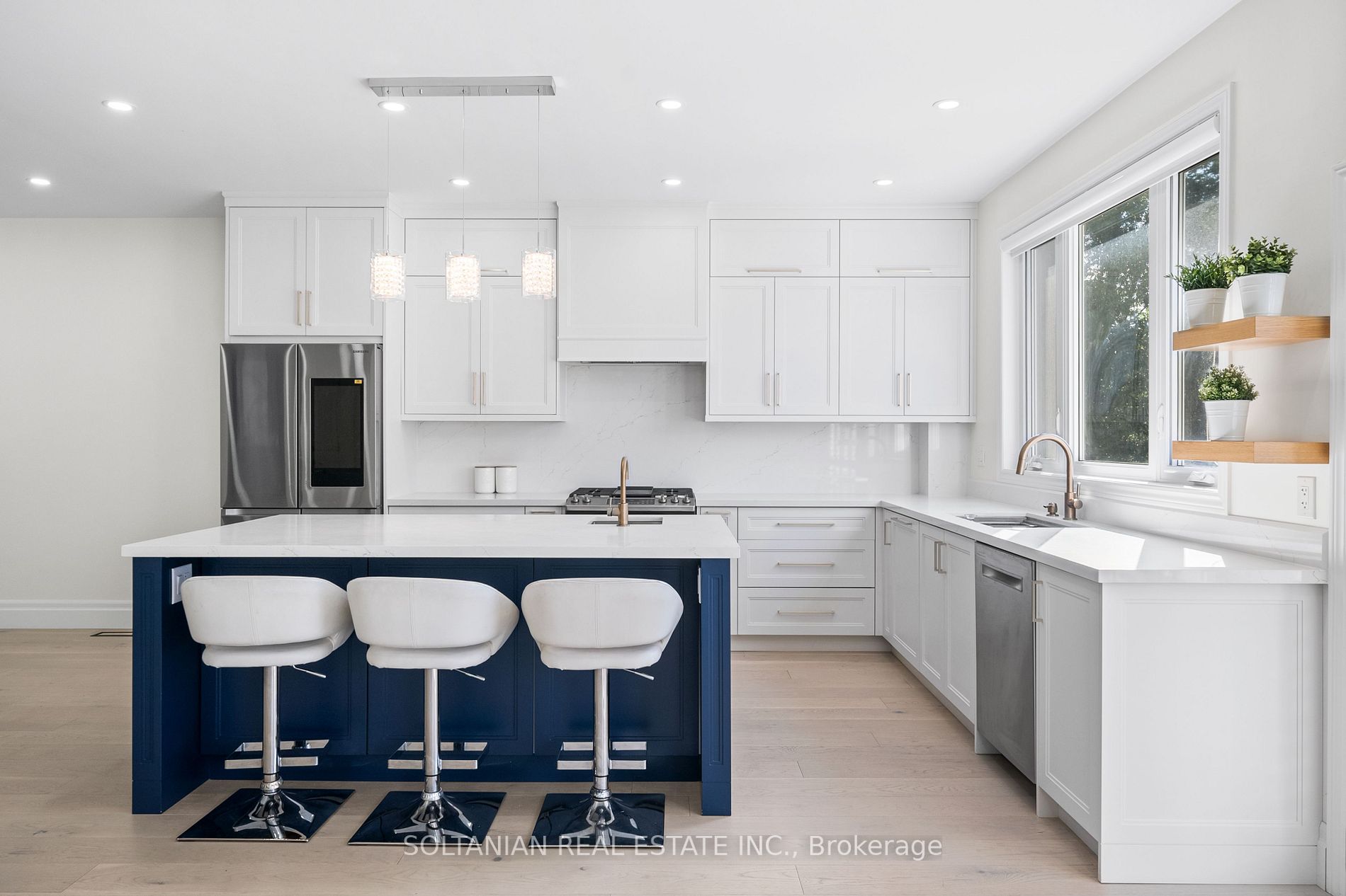 46 Rondeen Rd