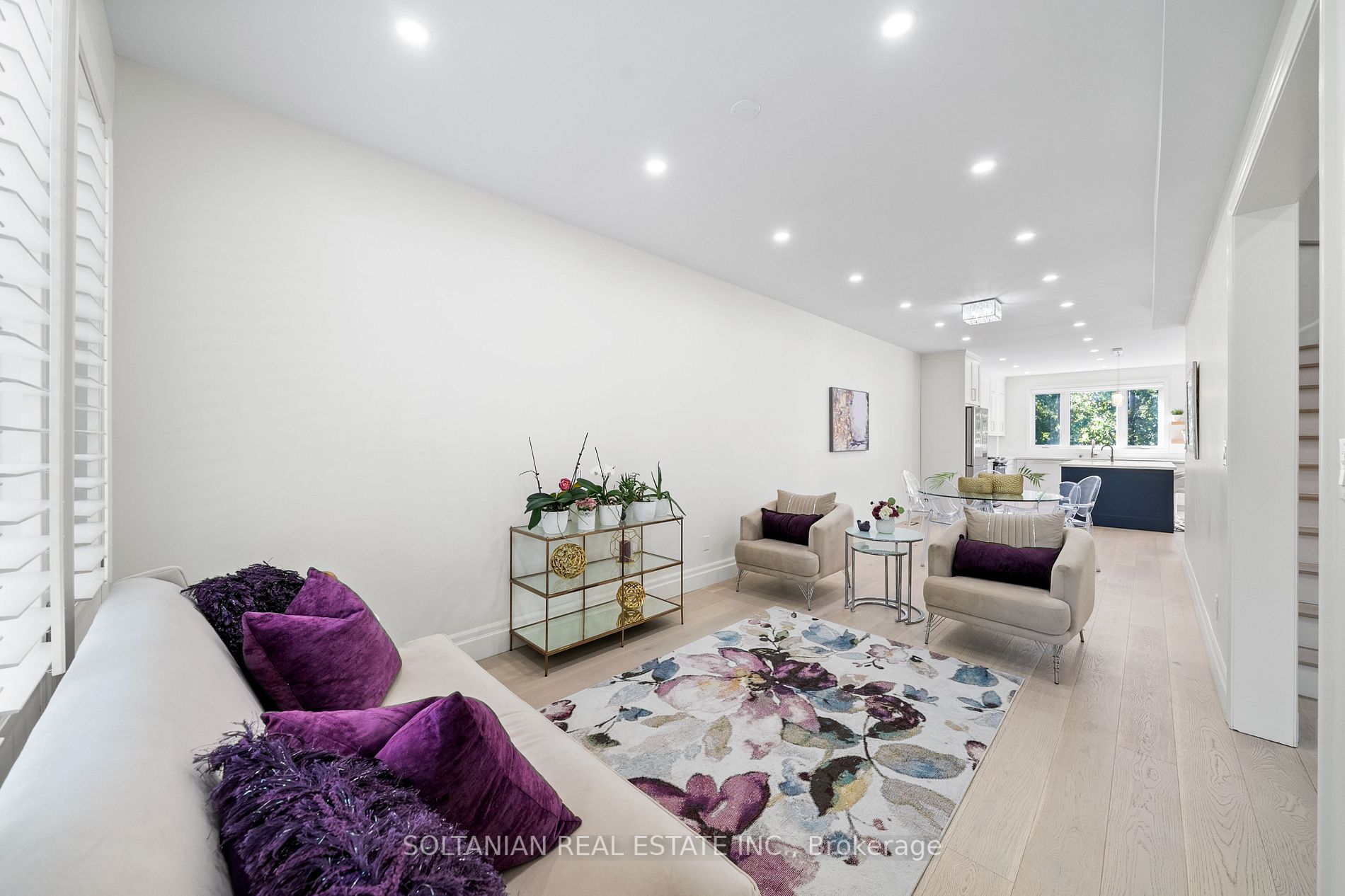 46 Rondeen Rd