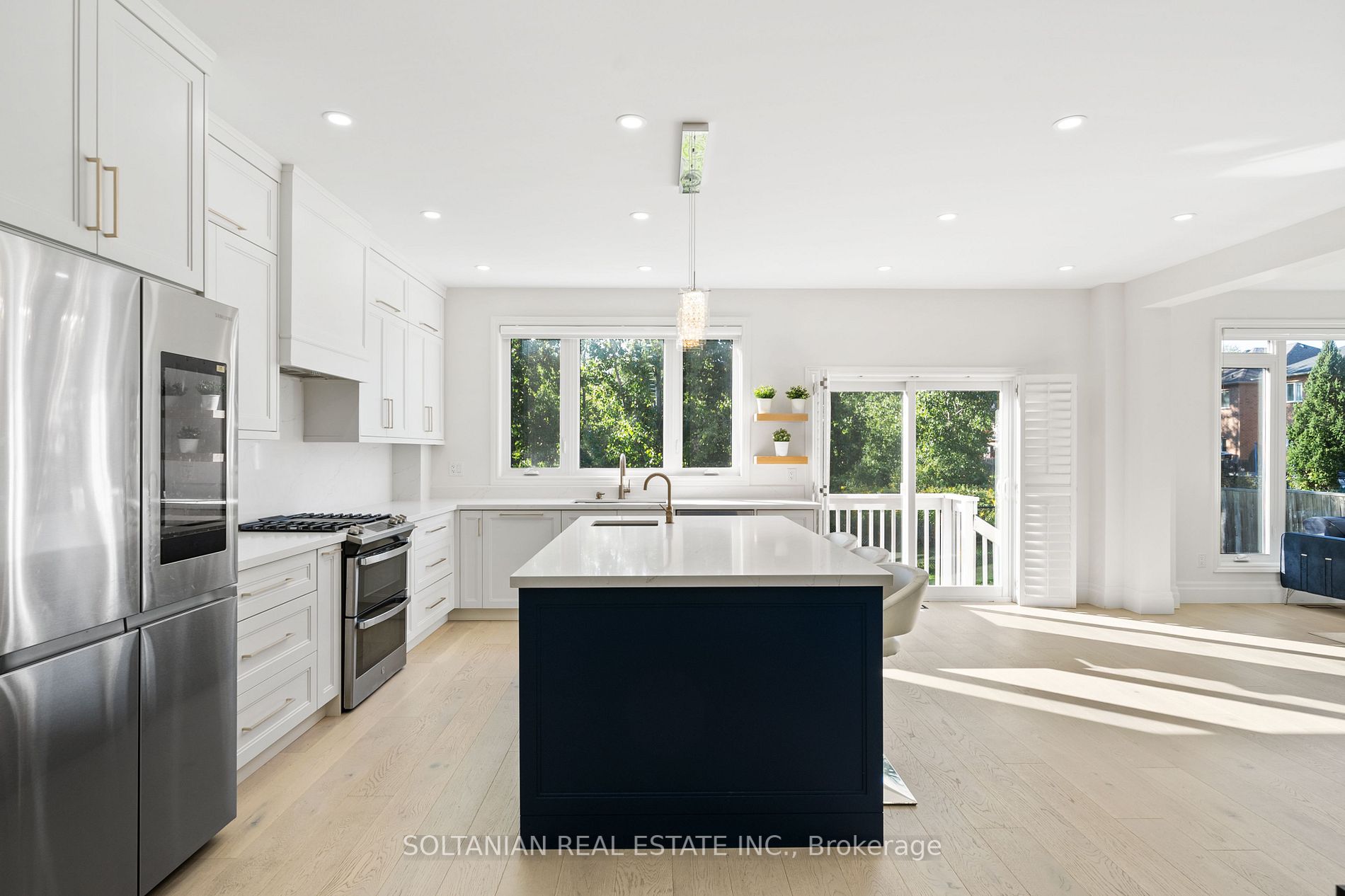 46 Rondeen Rd