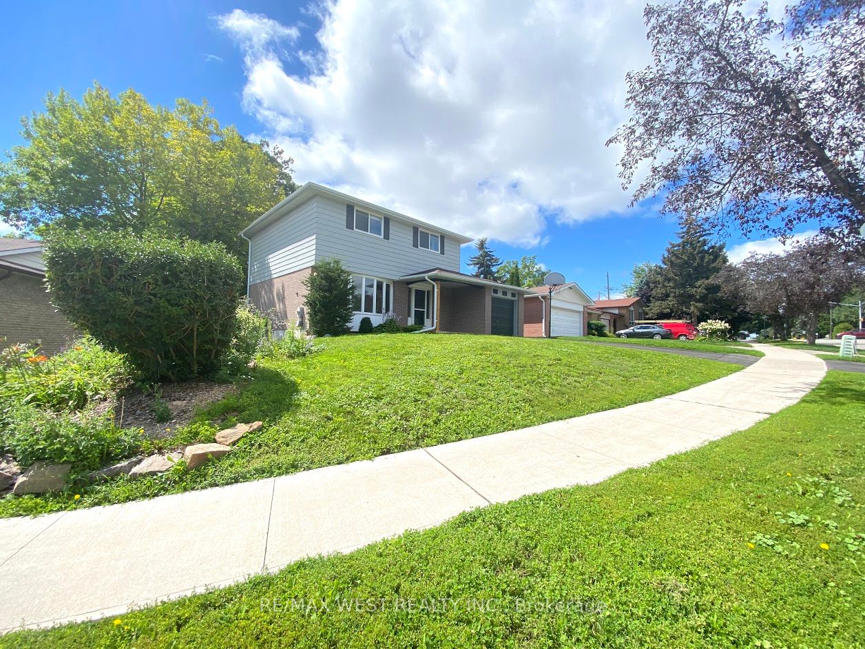 20 Britannia Avenue, #Bsmt