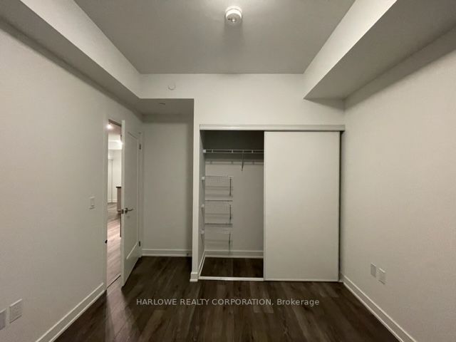 105 Oneida Cres, #1406
