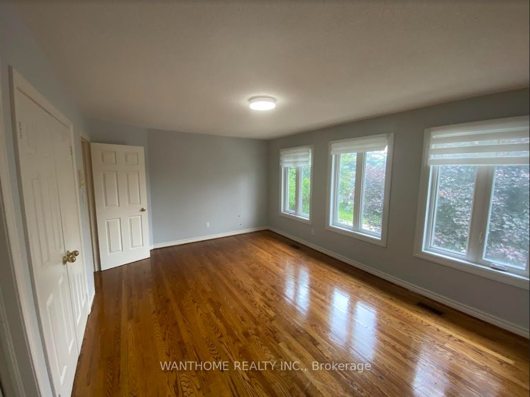 37 Compton Crescent, #Room A