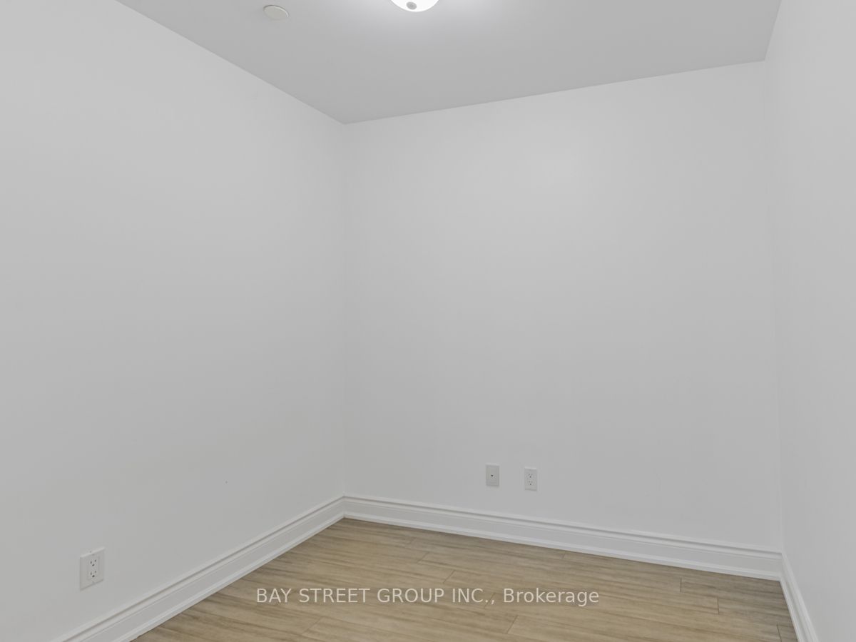 99 South Town Centre Blvd, #Ph1216