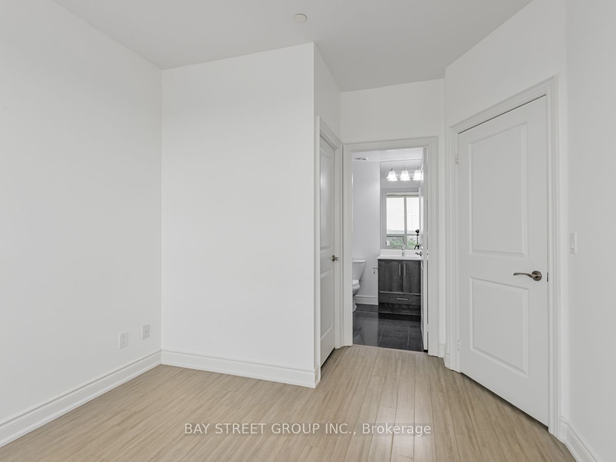 99 South Town Centre Blvd, #Ph1216
