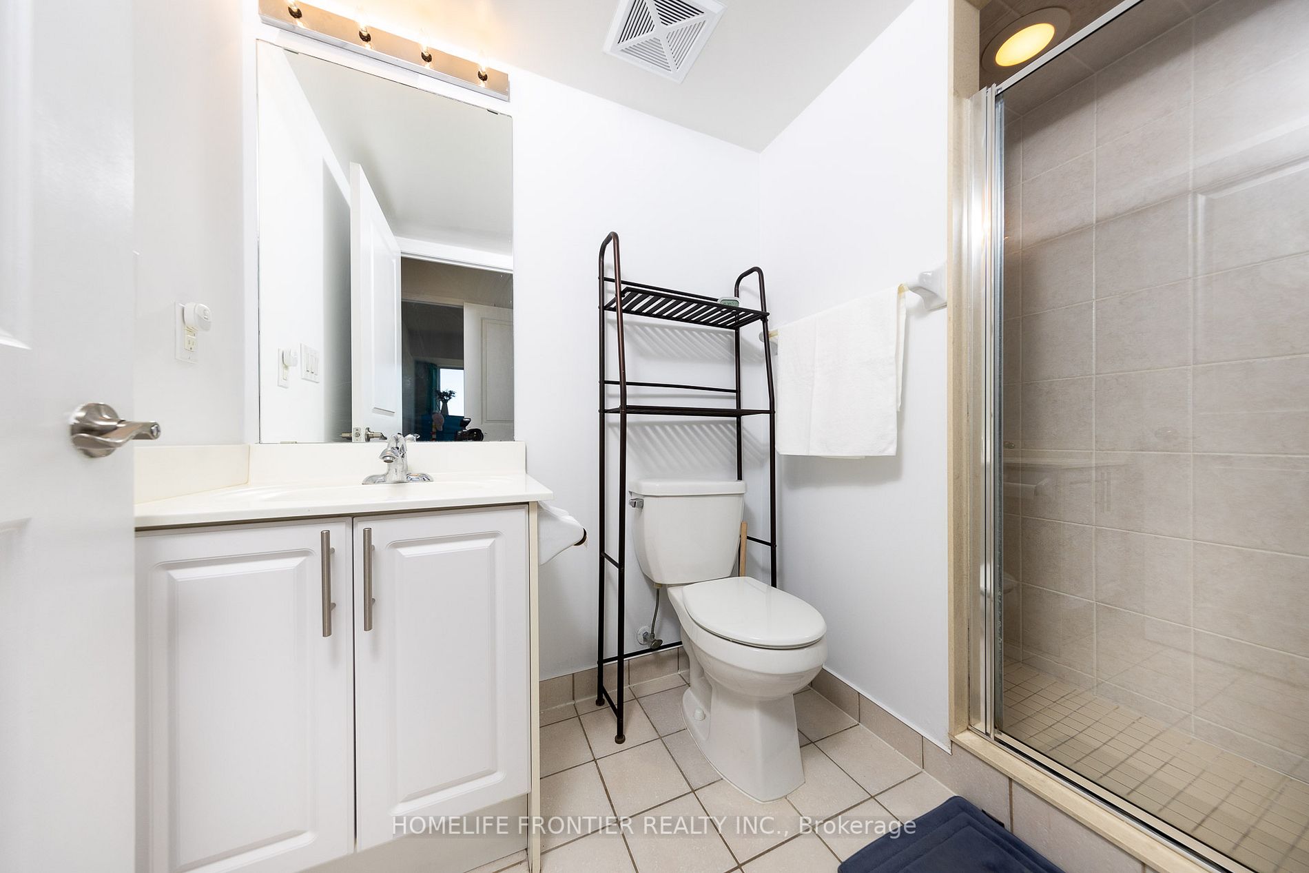 18 Harding Blvd, #1026