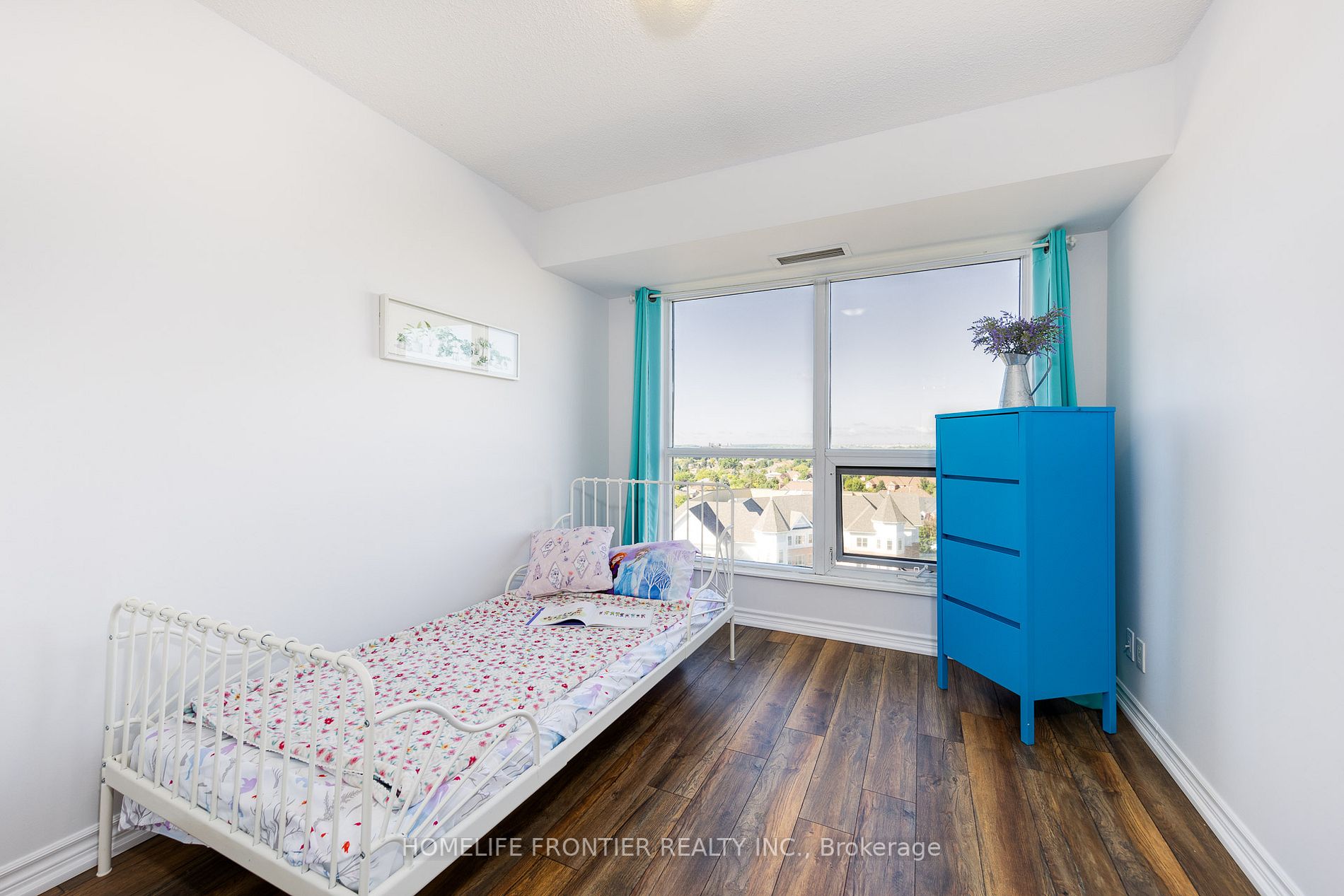 18 Harding Blvd, #1026
