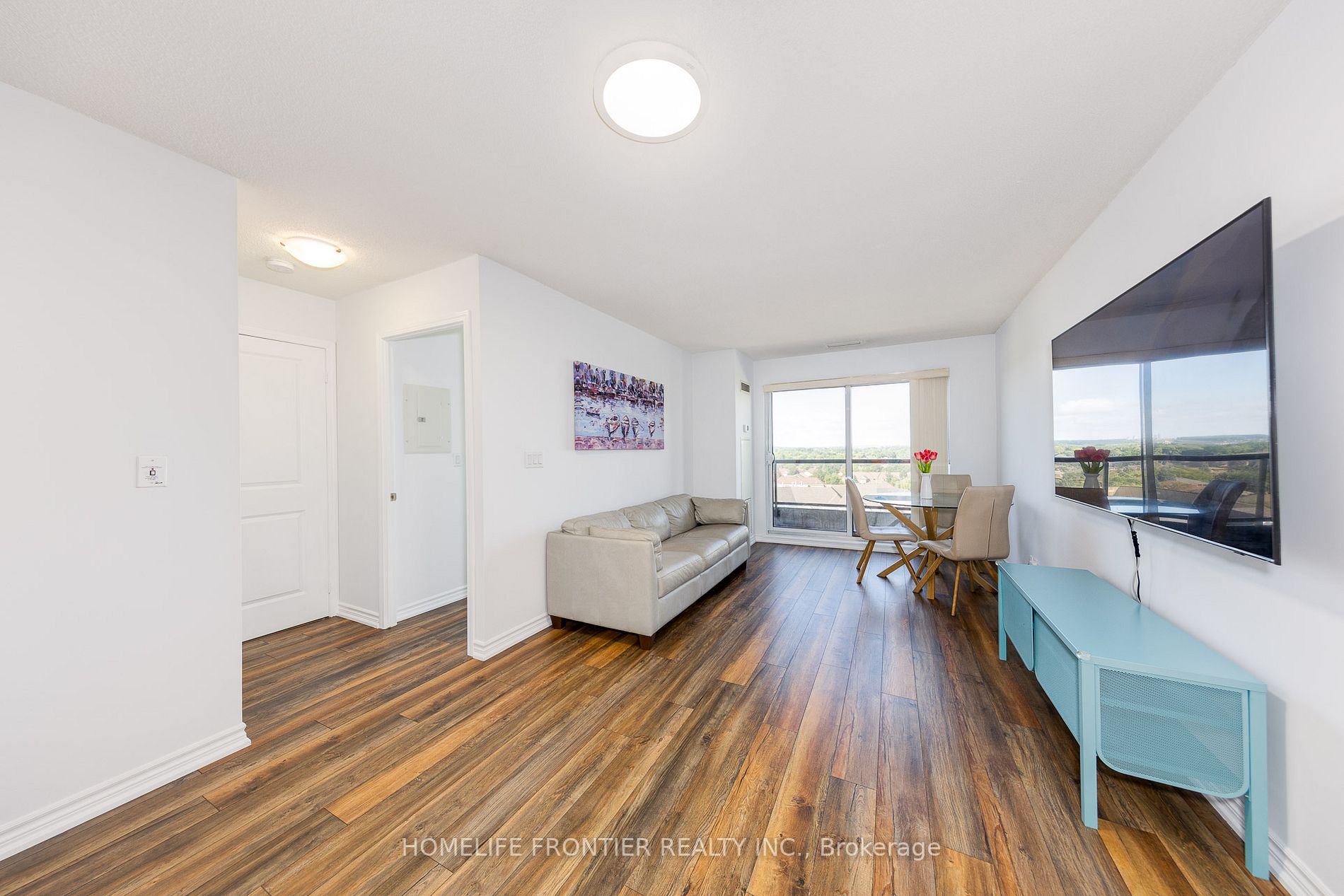 18 Harding Blvd, #1026