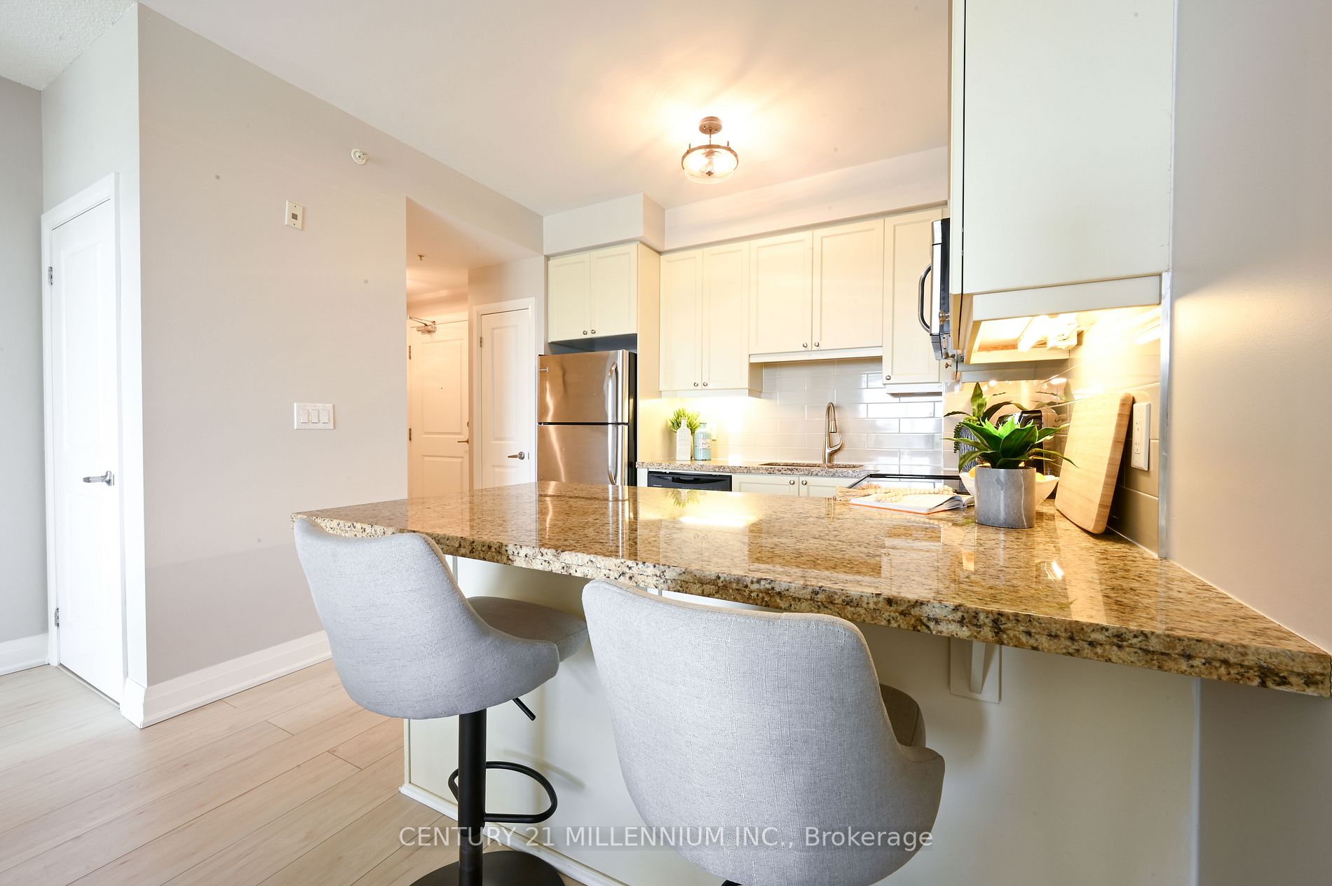 12 Woodstream Boulevard, #710