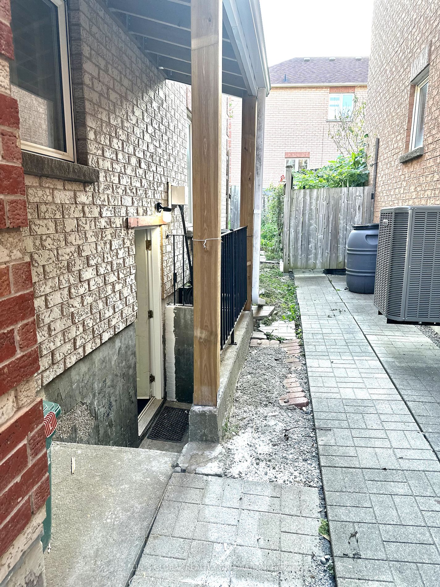 73 Quantum St