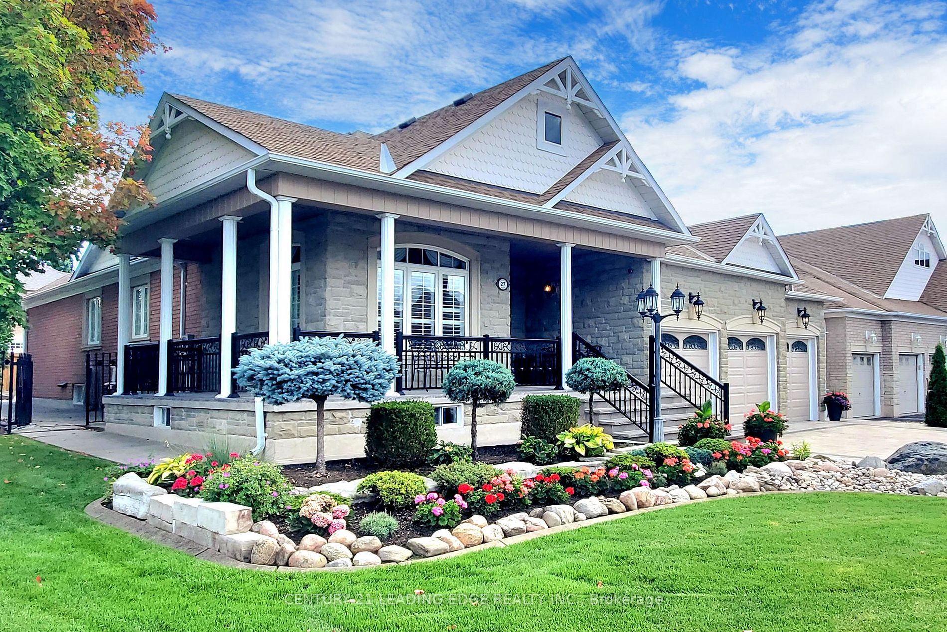 27 Cottontail Ave