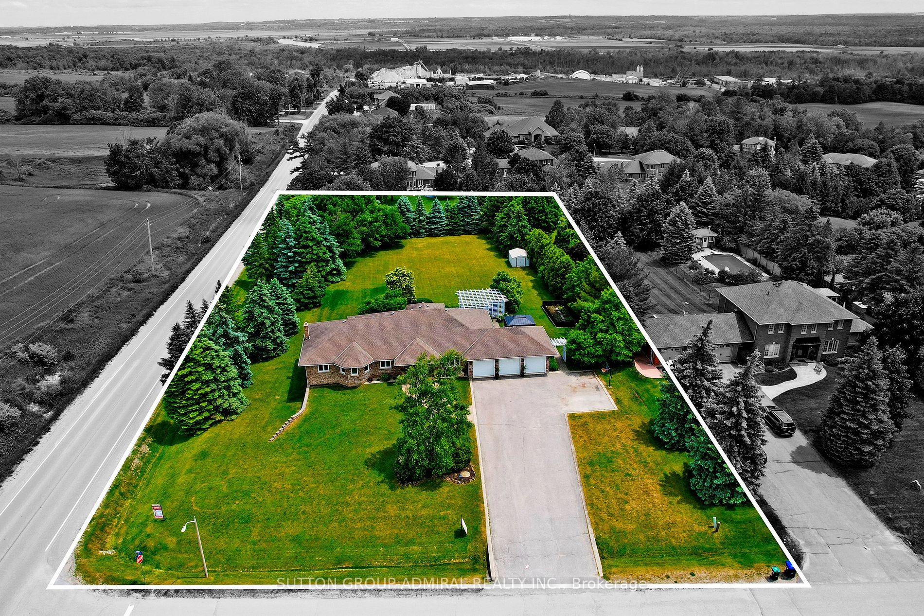 2 Grandview Cres