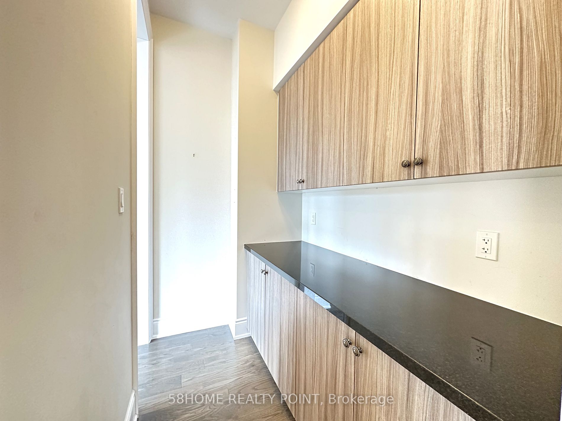 237 Conklin Cres