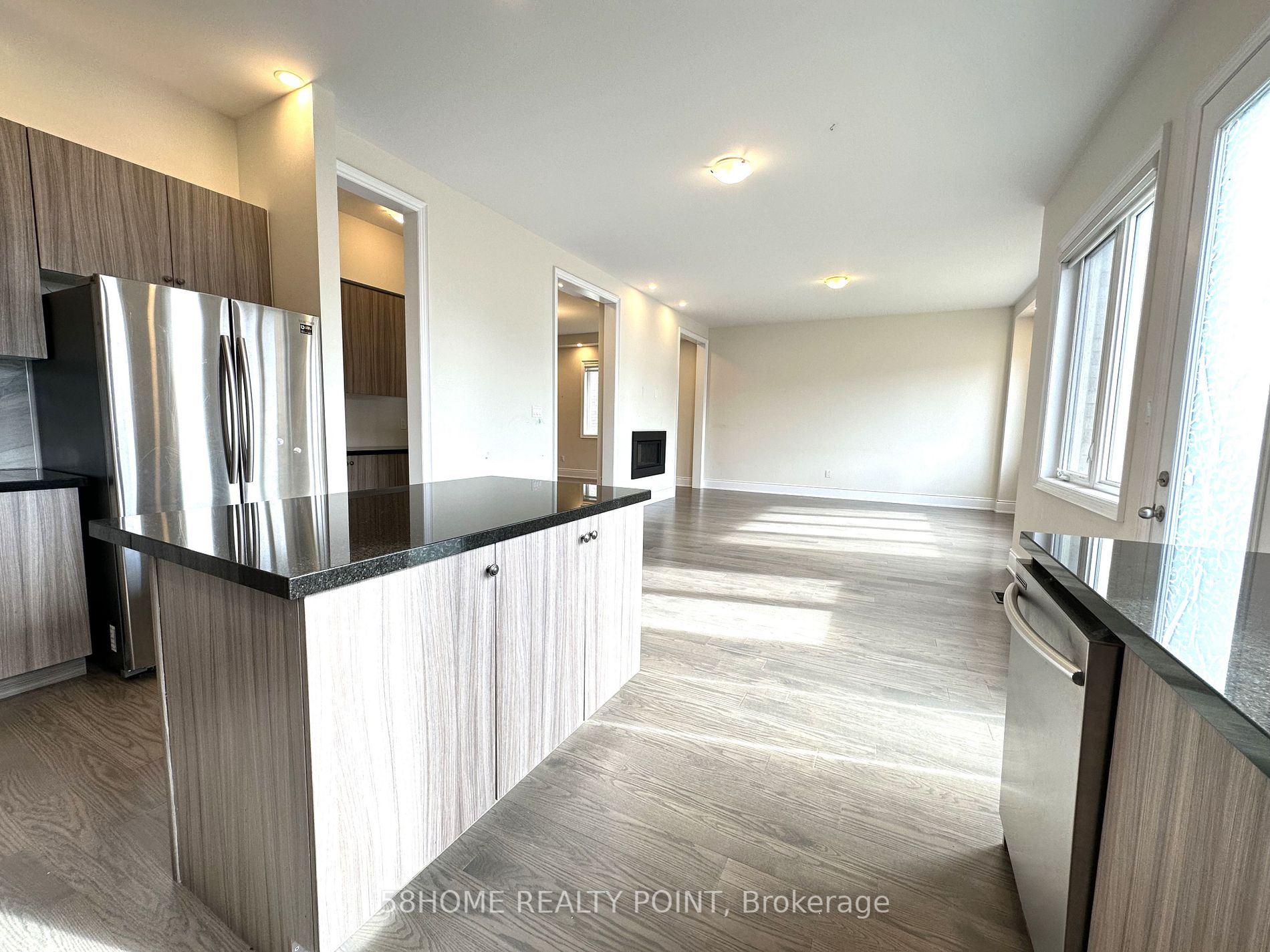 237 Conklin Cres