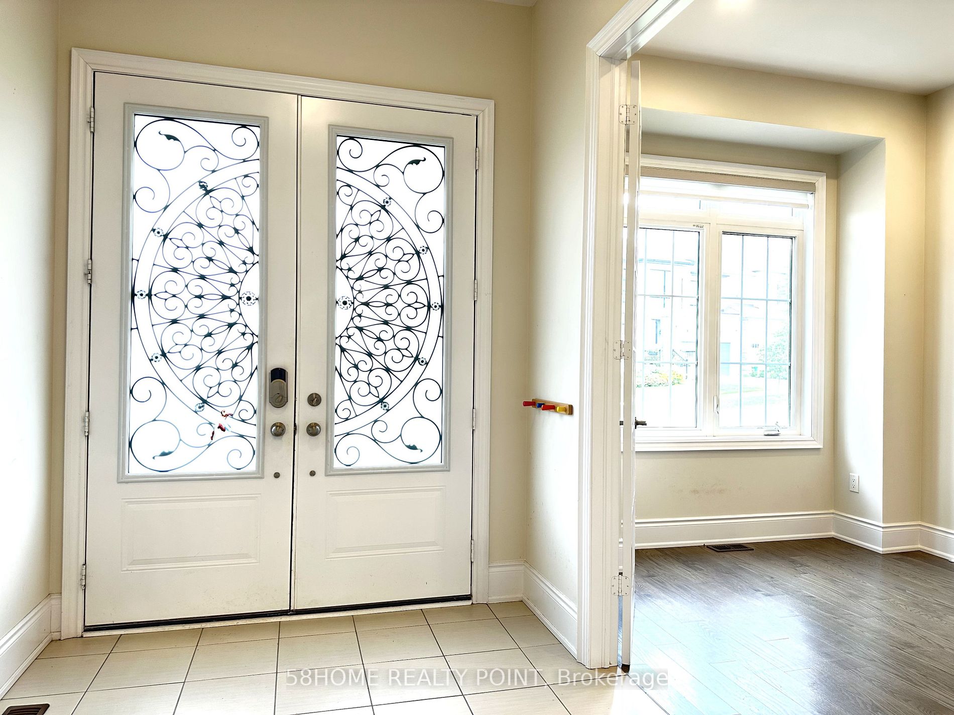 237 Conklin Cres