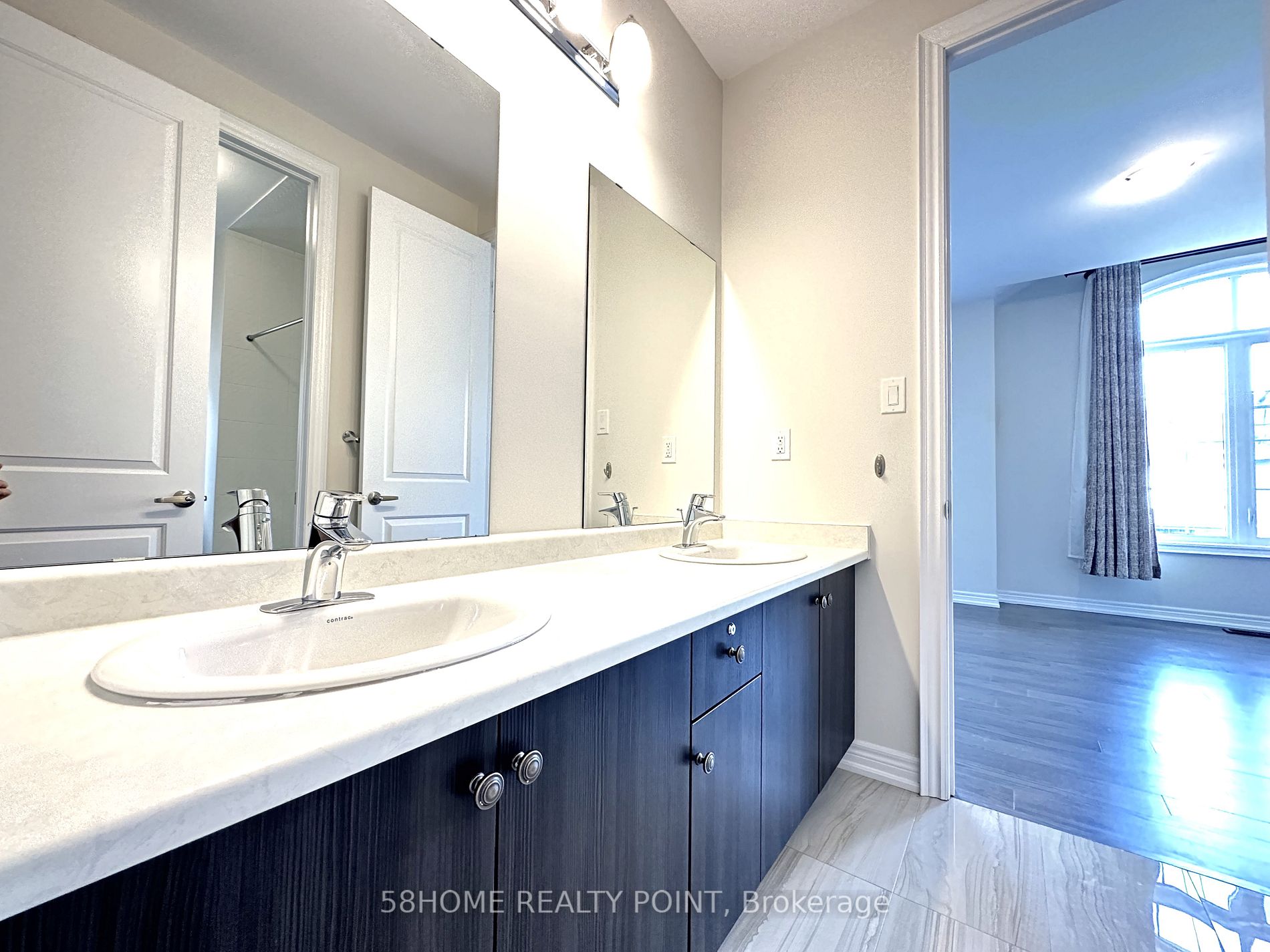 237 Conklin Cres