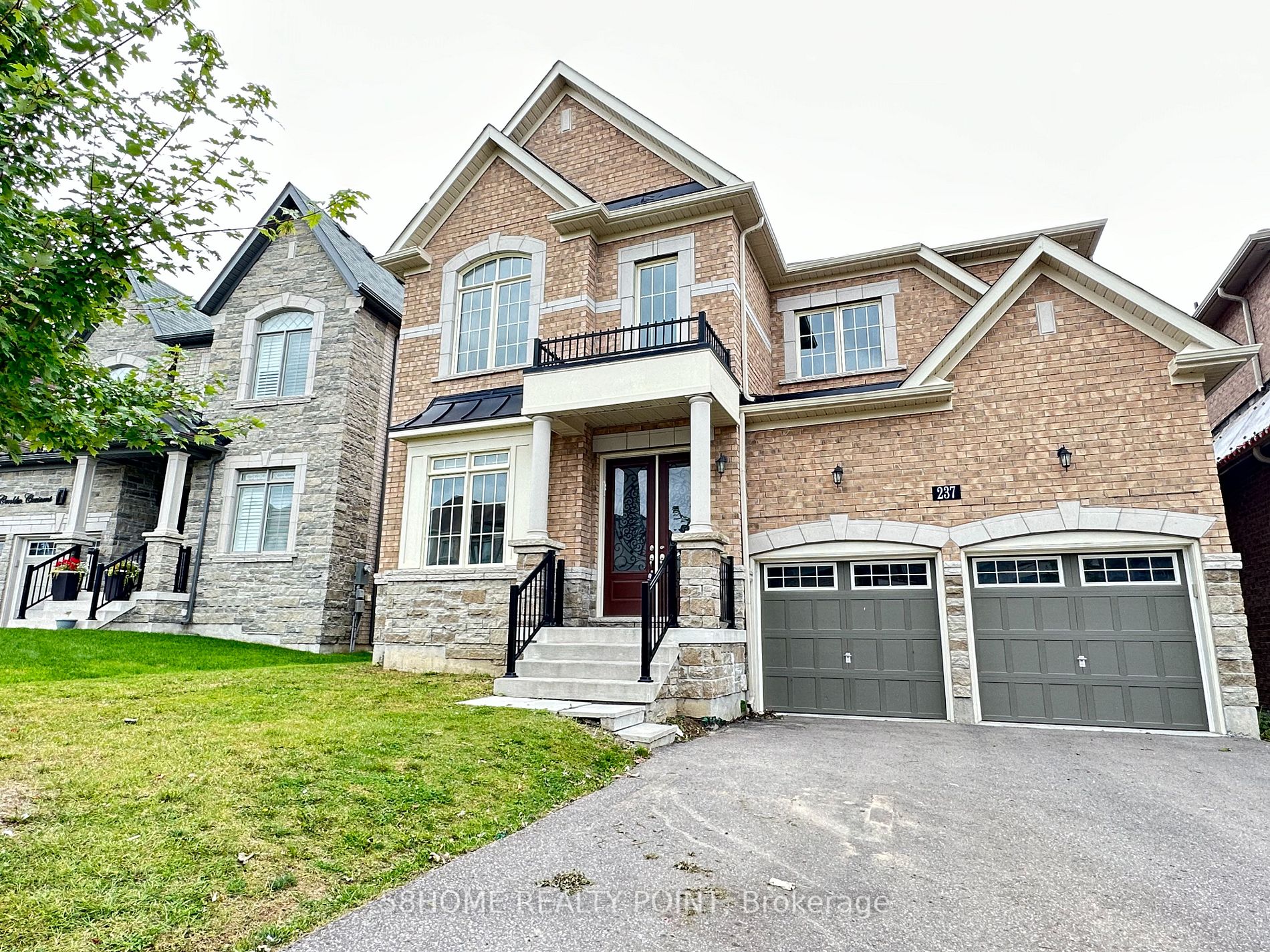 237 Conklin Cres