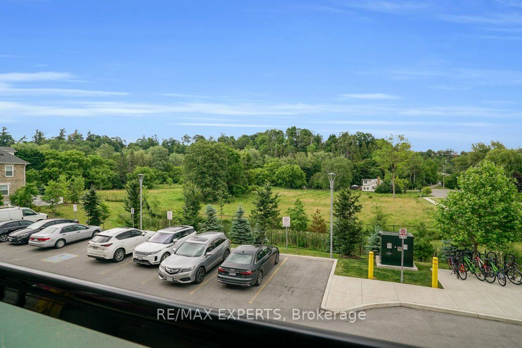 198 Pine Grove Road, #14