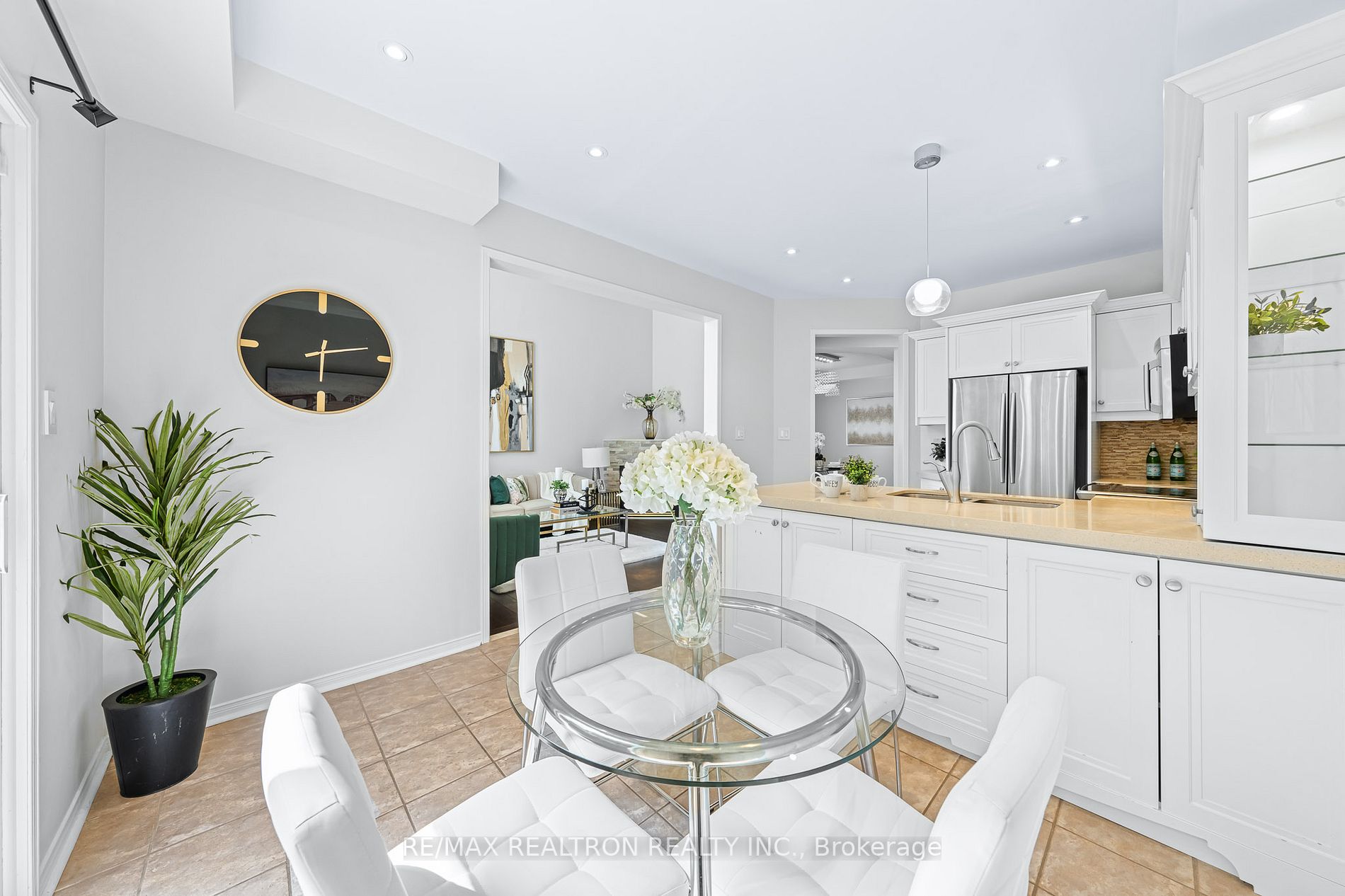 55 English Oak Dr