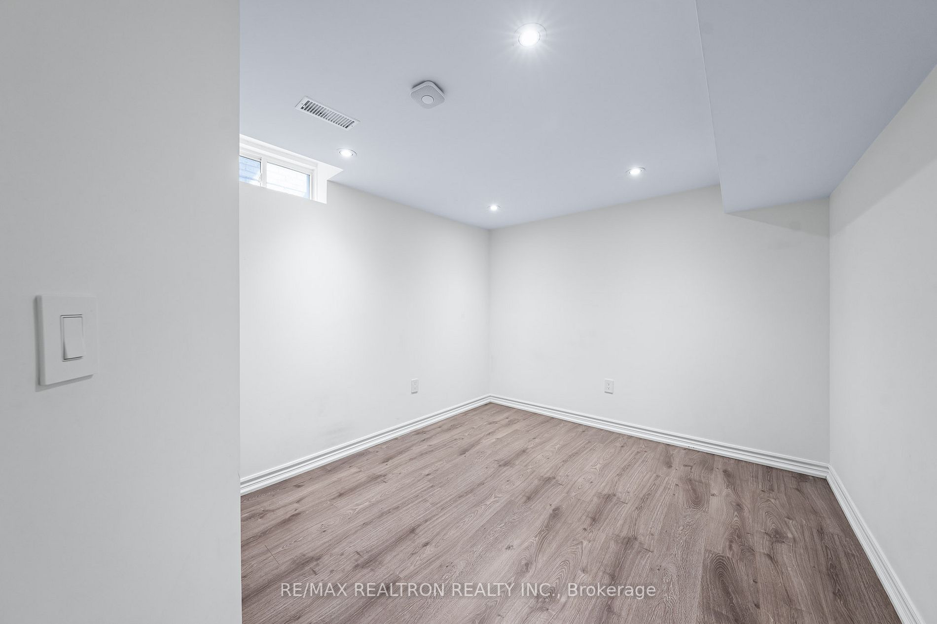 55 English Oak Dr