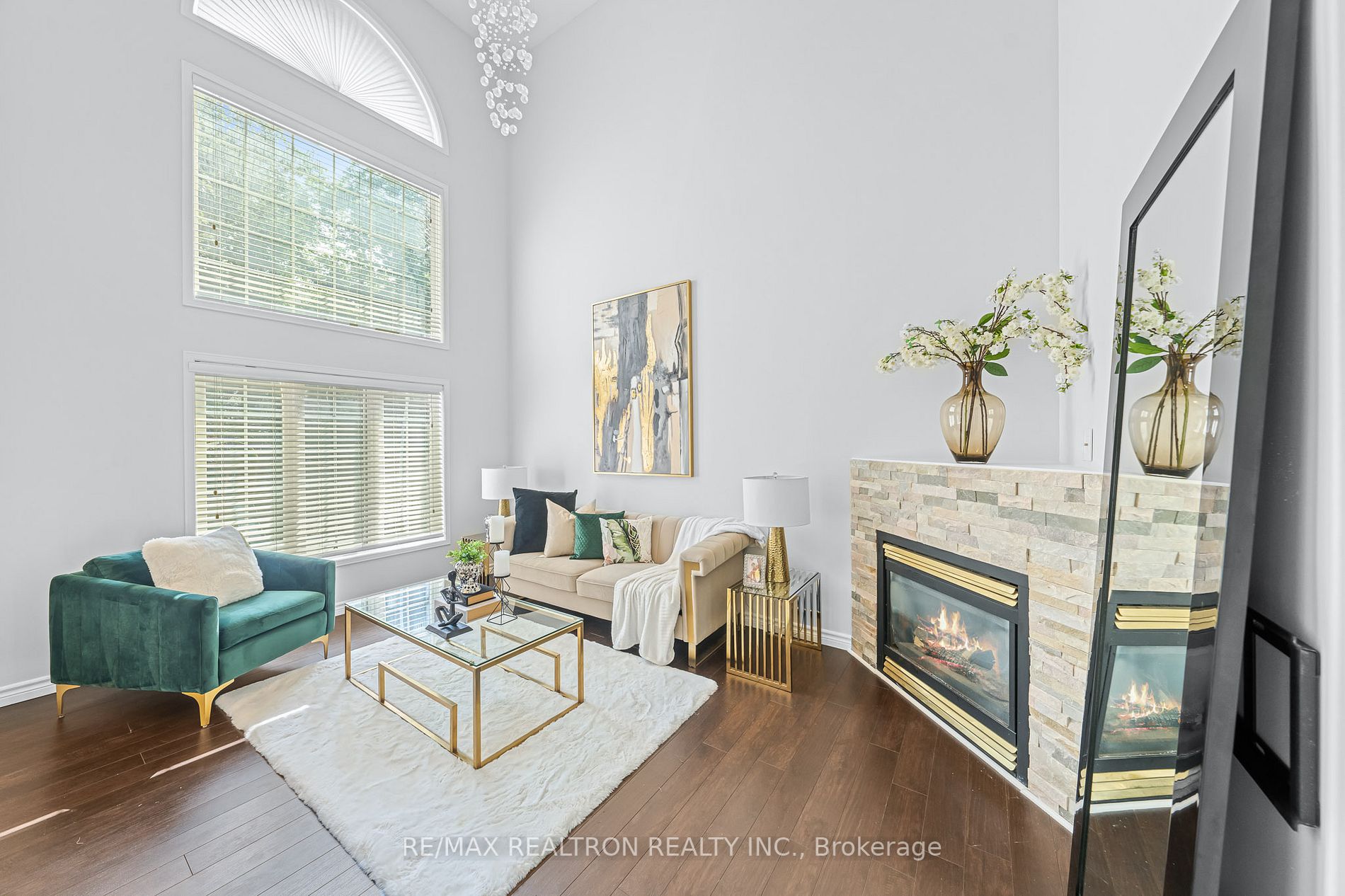 55 English Oak Dr
