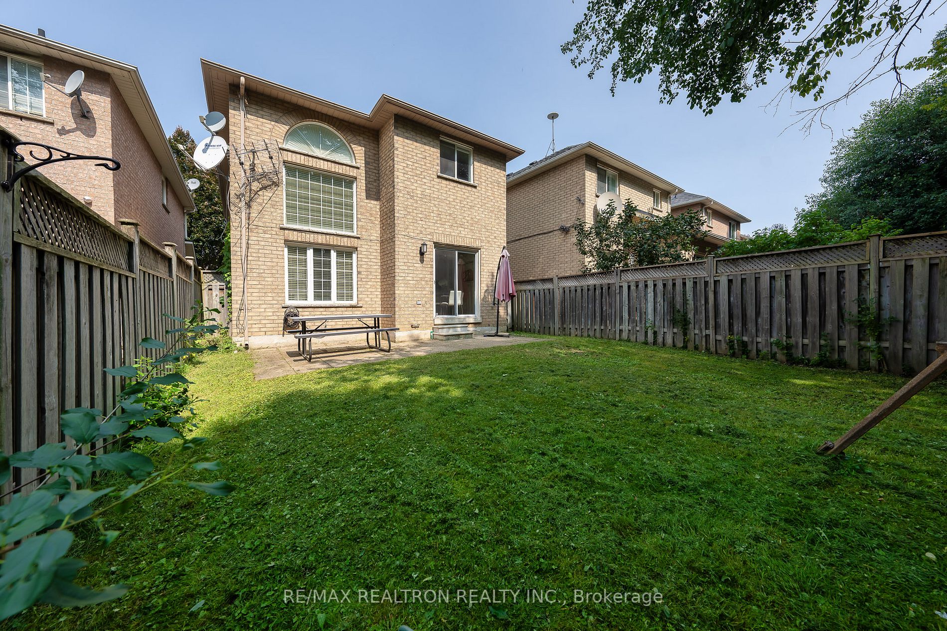 55 English Oak Dr