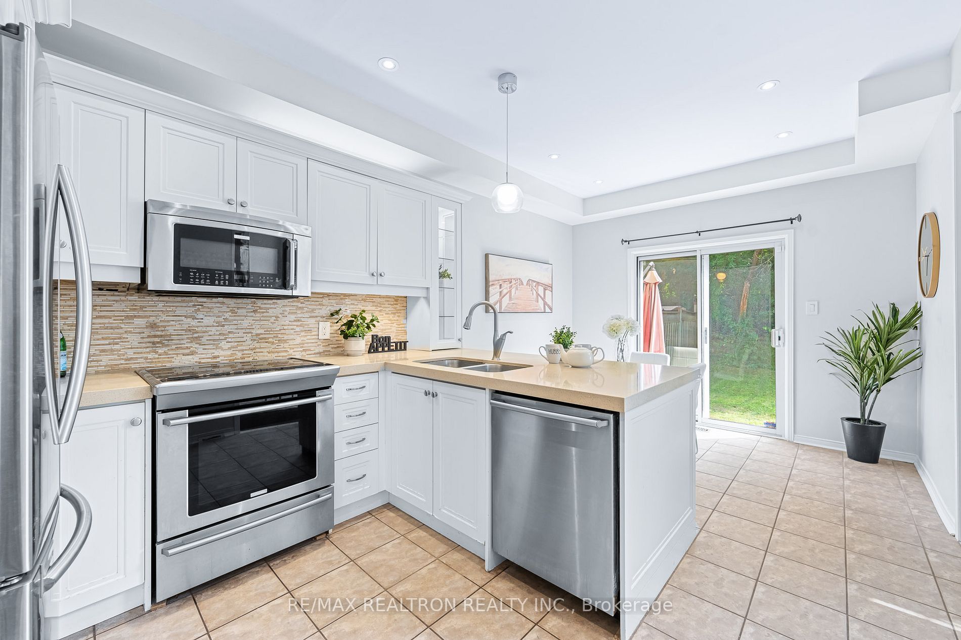 55 English Oak Dr