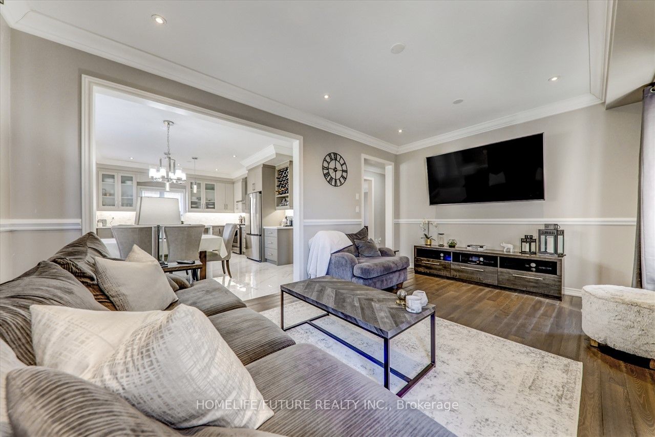 1258 Atkins Dr