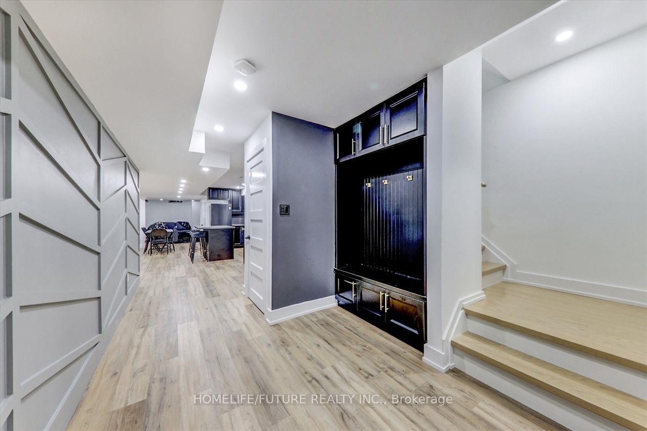 1258 Atkins Dr