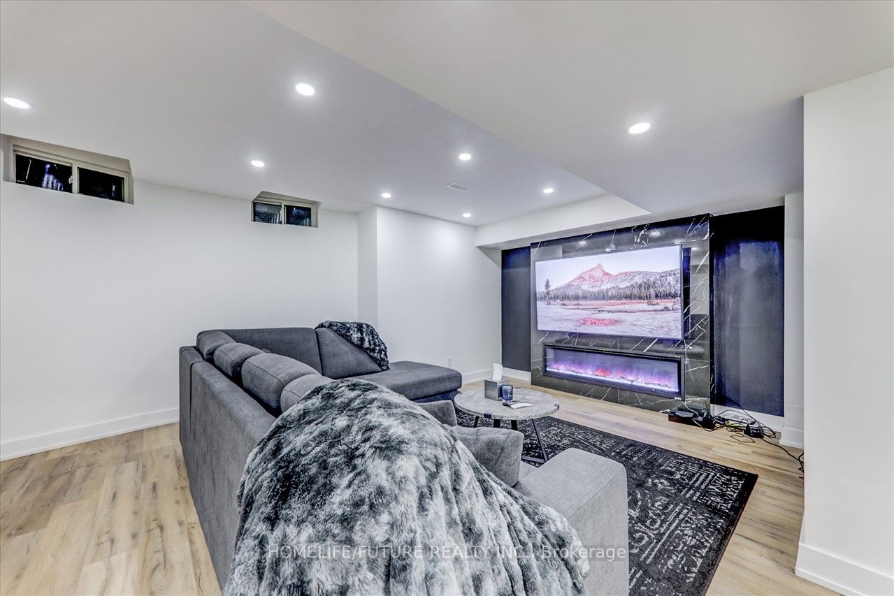 1258 Atkins Dr