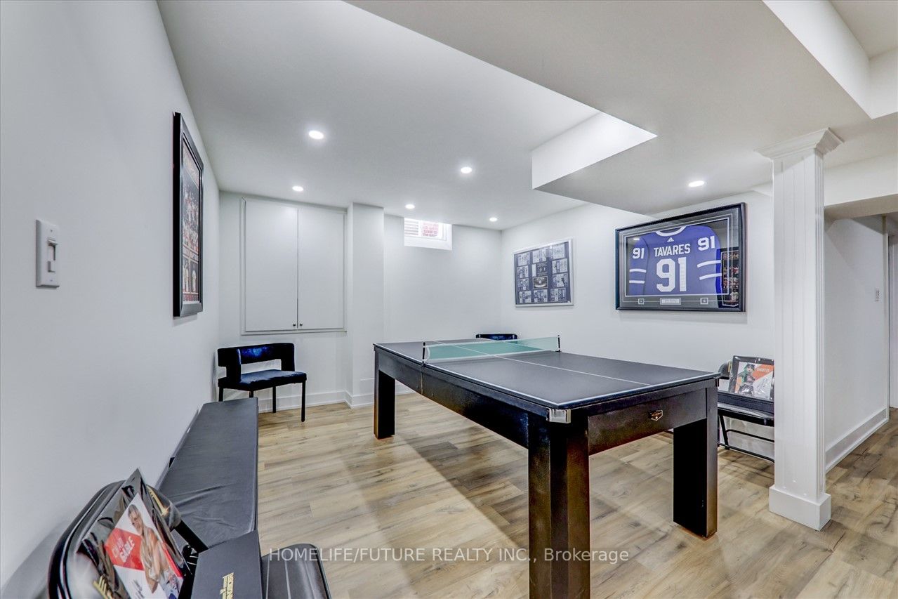 1258 Atkins Dr