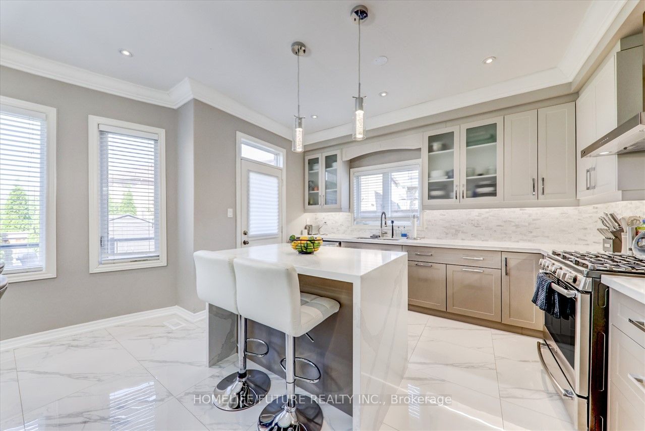 1258 Atkins Dr