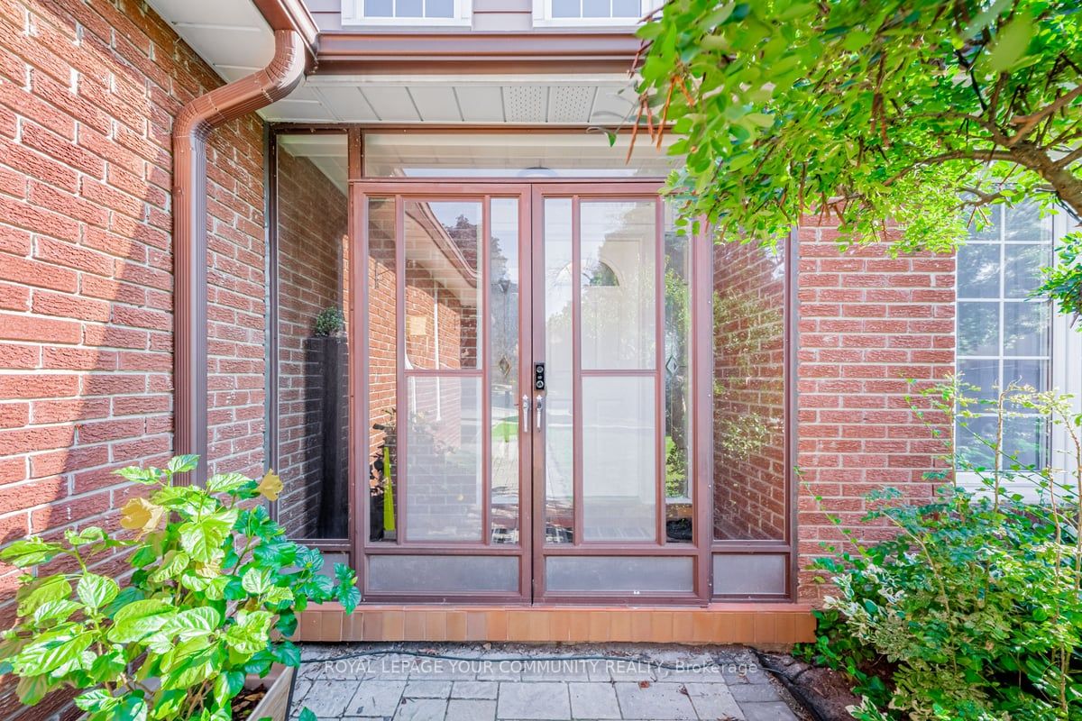 14 Innis Cres
